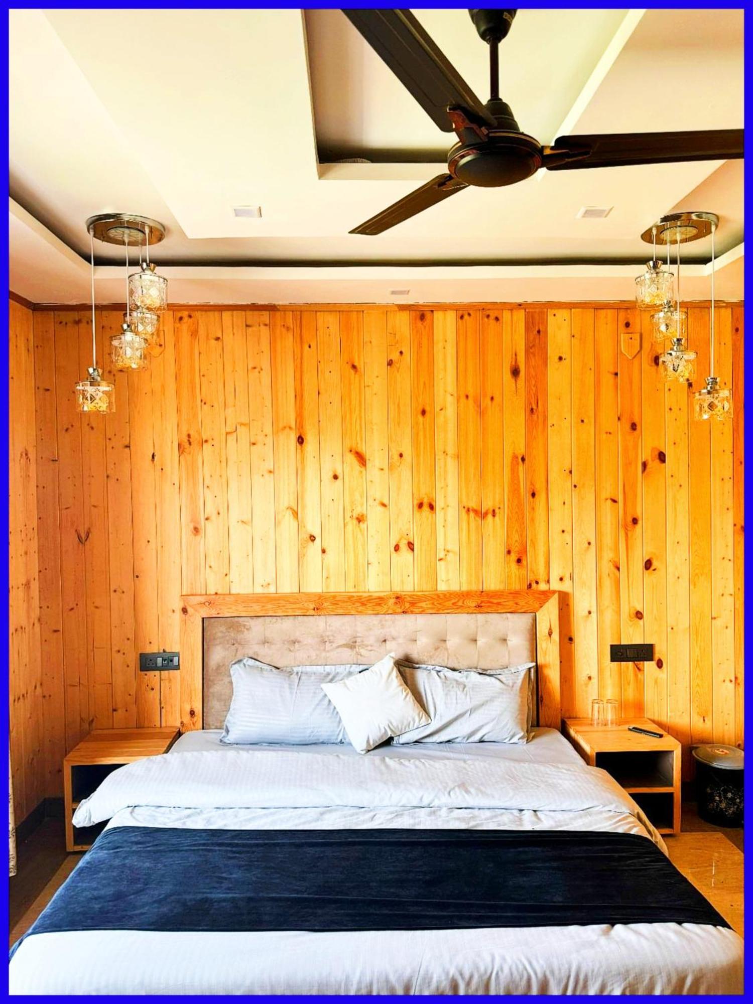 Uk Near Bus Stop - View And Mountain Valley View - Wi Fi - Service Available - Nainital
